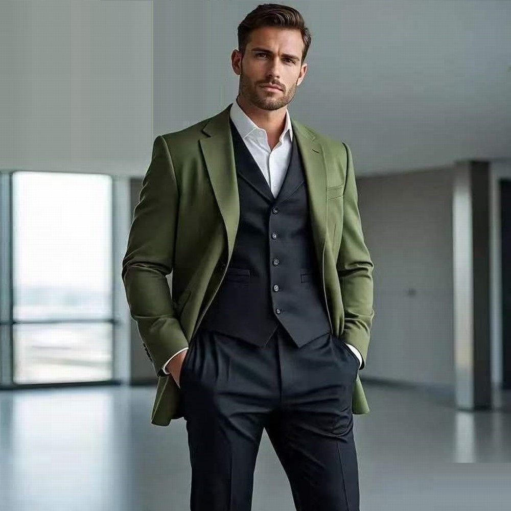 Mens Formal - Модный армейский костюм в зеленом и